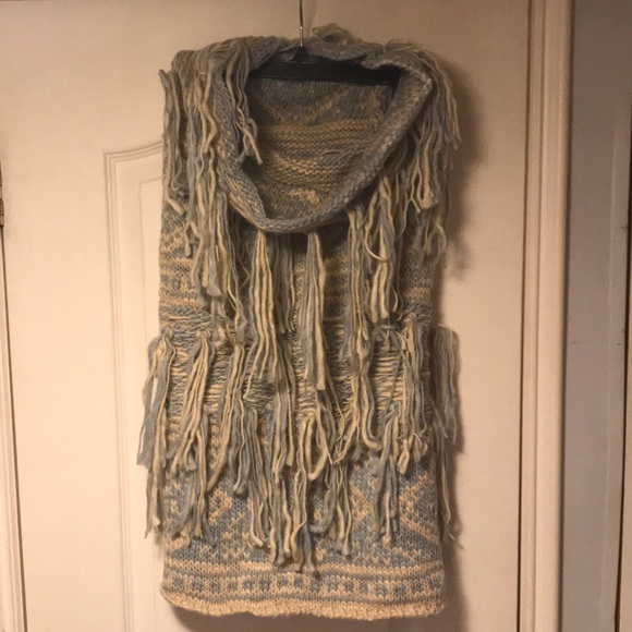 Zulily Women’s Knit Infinity Scarf - Picture 1 of 3